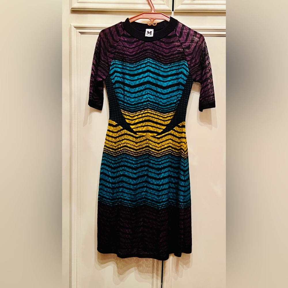 NWOT Missoni light knit dress with half sleeves and slimming neoprene details